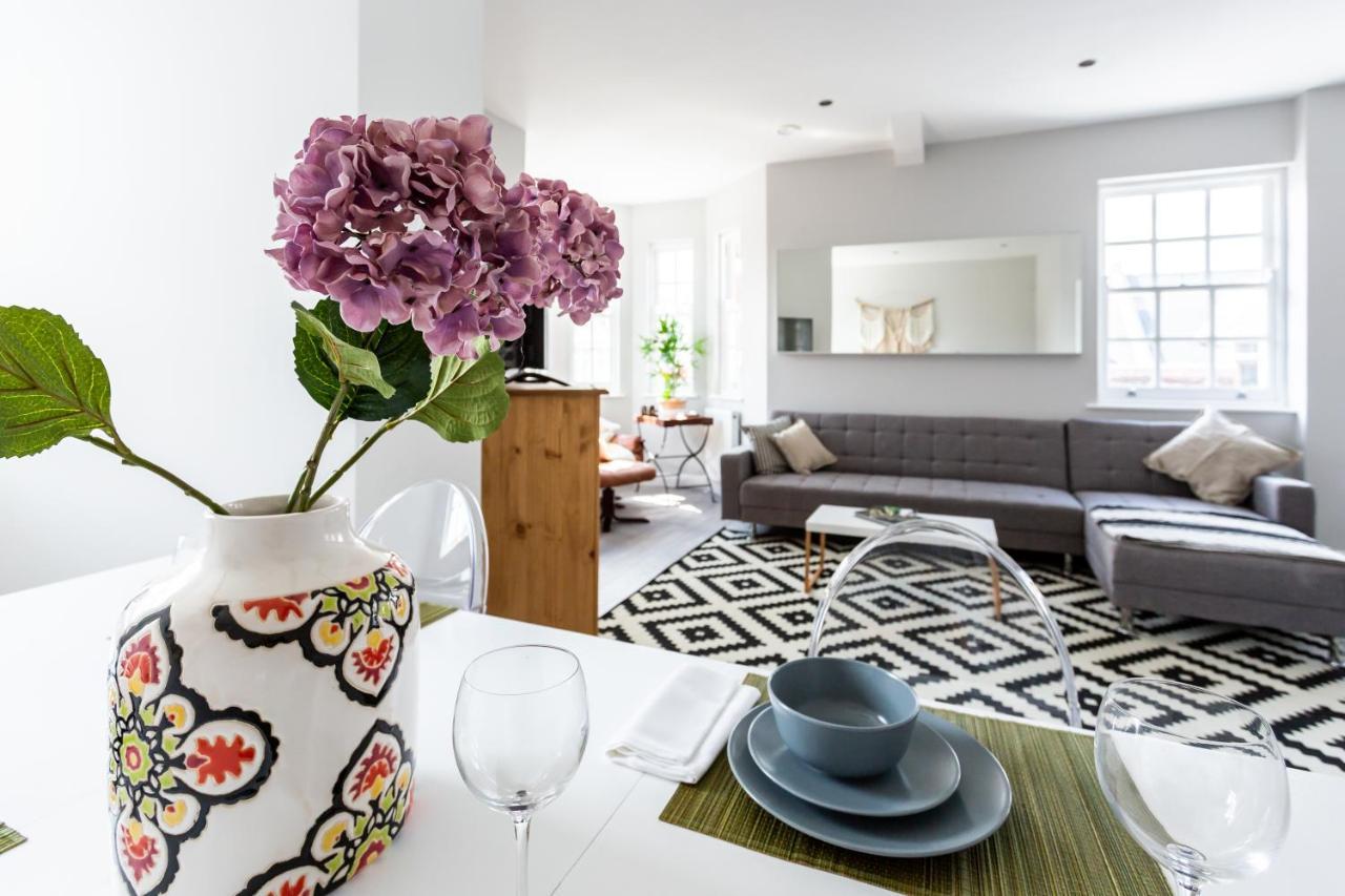 2 Bedroom Apartments With Sofa Bed In Southend المظهر الخارجي الصورة